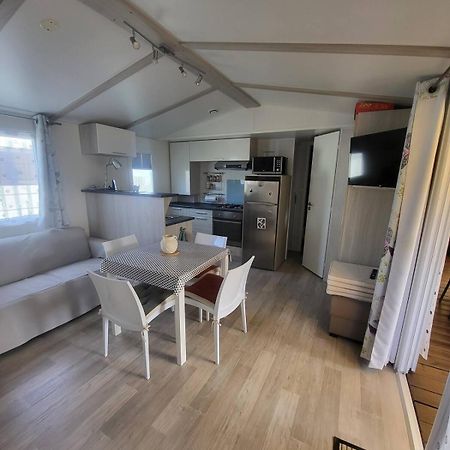 Mobil-Home Montmartin-Sur-Mer Hauteville-sur-Mer Buitenkant foto